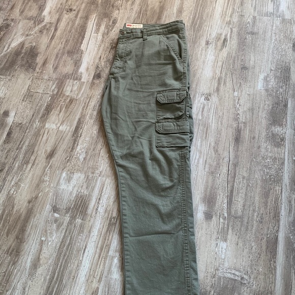 Vintage Wrangler Olive Cargo Pants - Picture 3 of 5